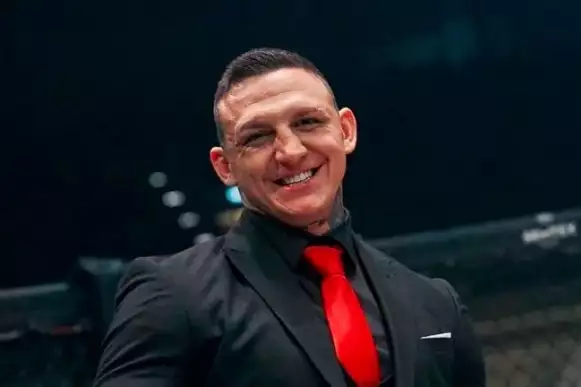 Ring of Fury přinese v prosinci další souboj Gábora Borárose. Do Brna doručí zápasy celebrit v MMA, boxu či K1 v malých rukavicích